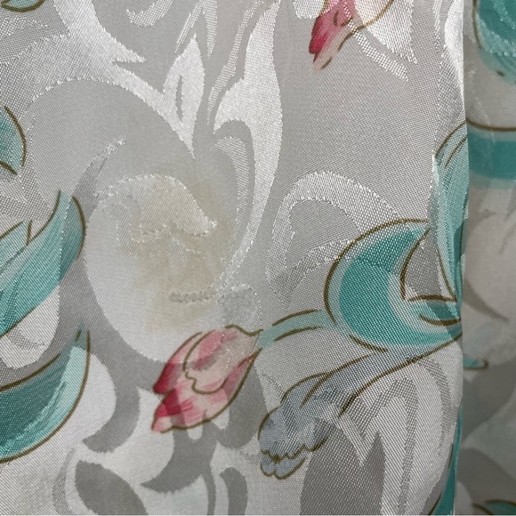 Vintage 80s Ivory Based Pastel Pink Teal Silver Floral Print Satin Wrap Robe - Picture 9 of 10